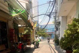 Bán Gấp nhà Tân Sơn Nhì ngay trường học Tân Bình hẻm 5m thông 52m2 ,2 Tầng Nhỉnh 5 tỷ