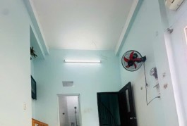 + Bán nhà 15m2-4 tầng-CMT8 P15Q10--2.95 tỷ