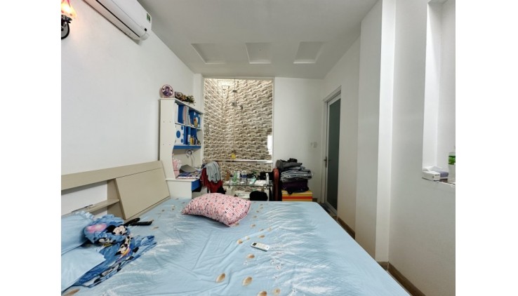 N244- Nhà Bán Chính Chủ - P11 - TRẦN HỮU TRANG - 60M2 , 4 Phòng ngủ - 3 TẦNG - 6.5 TỶ.