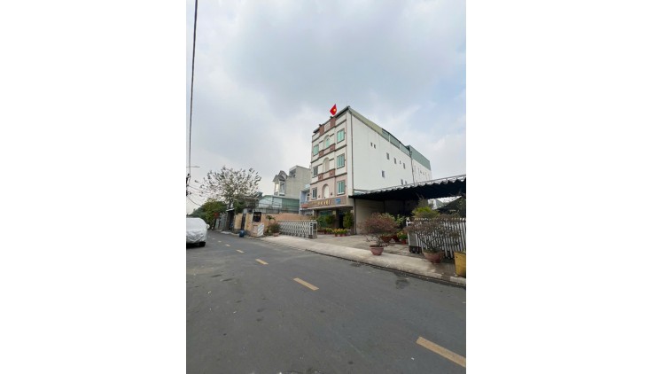 Bán nhà xưởng Mặt tiền Trần Đại Nghĩa H.Bình Chánh. Công nhận 18000m2. . Giá 120 tỷ