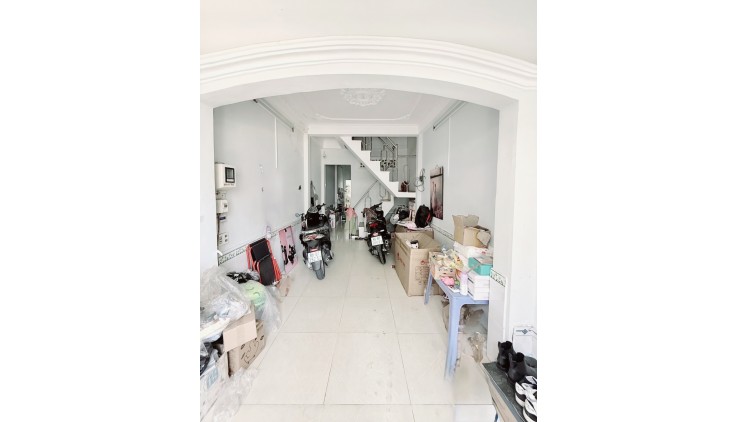 Bán nhà hẻm ô tô gần Cống Lở – Nguyễn Phúc Chu, Tân Bình, DT 45m², nhà mới vào ở ngay
