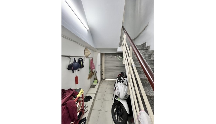 N91- Nhà Bán Phú Nhuận , Nguyễn Đình Chiểu , 65m2 ,  3 tầng btct , ngang  6  , 4 PN  ( 7 tỷ  2 )