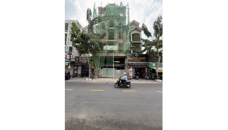 Nhà 22 phòng đang khai thác – Lý Chiêu Hoàng – Dòng tiền ổn định