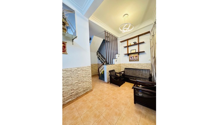 Bán nhà 4 tầng, 36m², 4PN, 3WC, Cô Bắc, P1, Phú Nhuận, 5.5 tỷ