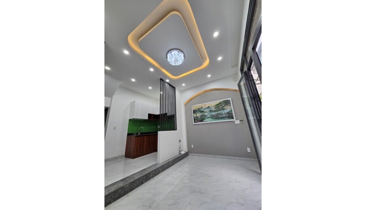 Giá Rẻ Hơn Thị Trường 8 tỷ X, Doanh Thu 240 tr/năm, Nhà Đẹp 6 Tầng