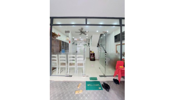 Bán Gấp Nhà Hẻm 1/, Xây 6 tầng BTCT, Doanh Thu 240 tr/năm, Chỉ 8 tỷ X