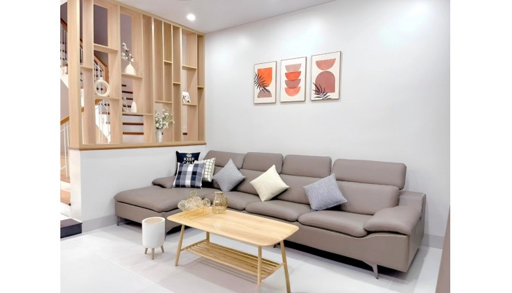 NHÀ 3 TẦNG KHU BÊN SÔNG GIGAMALL THỦ ĐỨC - ĐƯỜNG ÔTÔ THÔNG- NGANG 5M