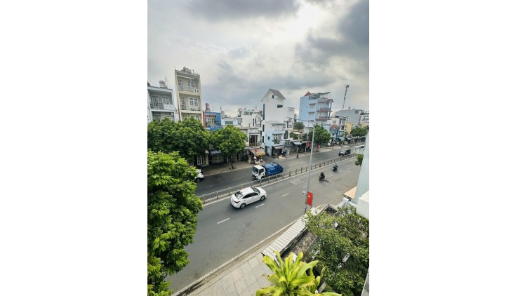 *++CHỈ 12.3TỶ- CHÍNH CHỦ BÁN GẤP-MTKD 4Tầng Ngay  Phú Lâm-Tân Hóa (4.7X19m) 5PN
