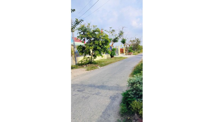 263m2 Đất Mặt Tiền Trung Lập Củ Chi TP. Hồ Chí Minh có 2 tỷ x
