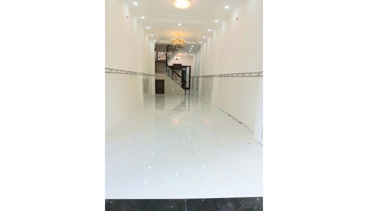 Bán nhà Q8 - 76m2 mặt tiền đường nhựa giáp Q5 - 3 tầng đẹp - giá chỉ 8,8 tỷ