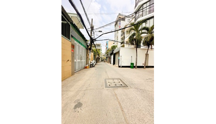 NHÀ 5 LẦU PHÚ NHUẬN   F 5 .  247/129 Hoàng Hoa Thám GIÁ CHỐT  4.95 tỷ