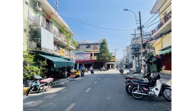 * Nhà Mặt Tiền Thái Phiên Q11- CN 50m Nở Hậu 7m ,2Tầng, TT. 12Tr/Th Nhỉnh 9Tỷ