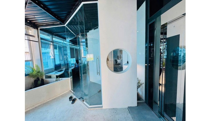 **Vip Quận1- Mặt Tiền Trần Hưng Đạo, Vị Trí Đắc Địa 69m-5Tầng 5PN Full Nội Thất 27.5Tỷ**