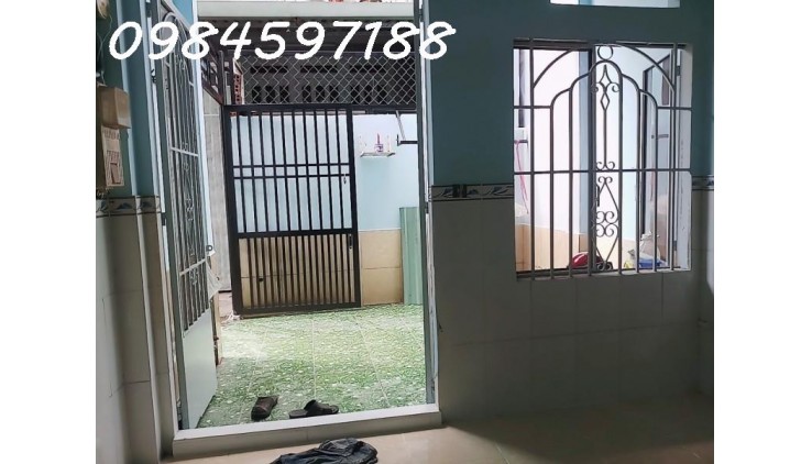 Giảm 200 tr giá chào mới 2,65 tỷ Bán gấp căn nhà Ngay Chợ Cầu giáp Gò Vấp sổ riêng 30m2 hẻm xe hơi vào 10m 
Nhà mới ở ngay