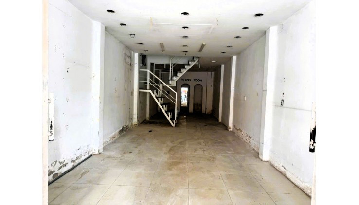 Cho thuê nhà MT Võ Văn Ngân, Linh Chiểu, KD đỉnh, DT đẹp 4x18m