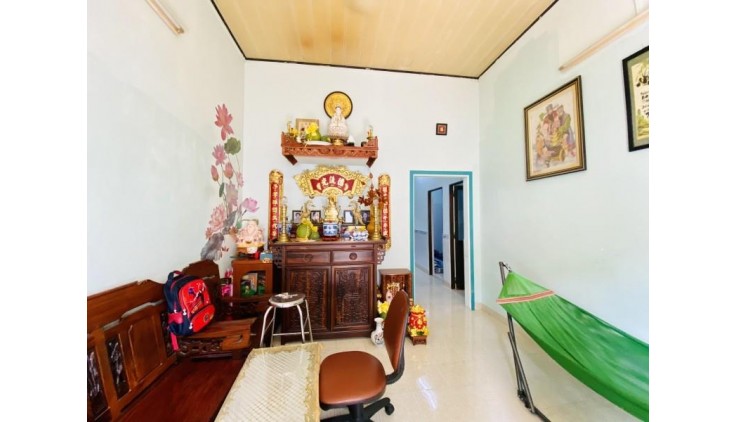 BÁN NHÀ XE HƠI ĐỔ CỬA, GIÁP BÌNH THẠNH, PHÚ NHUẬN, SÂN BAY 7PH, DIỆN TÍCH 138M2 GIÁ CHỈ 70 TRIỆU/M2.