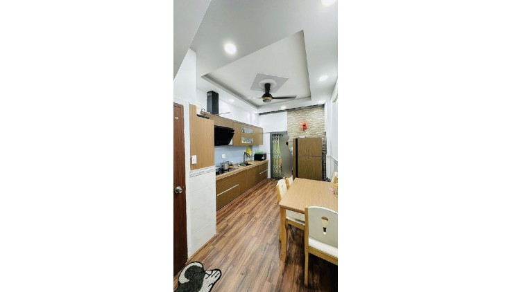 CHỦ CẦN TIỀN GẤP BÁN NHÀ ,5 TẦNG BTCT- DT 38M2 - HẺM XE HƠI THÔNG - HƯNG PHÚ- P10Q 8 – CHỈ CÒN 7.5 TỶ