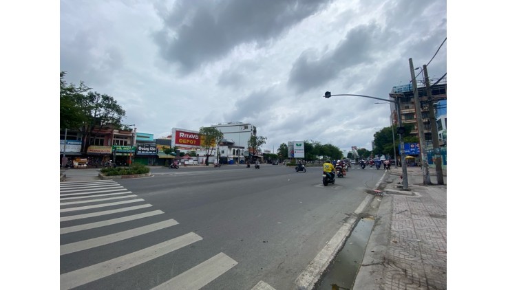 BÁN NHÀ MẶT TIỀN NGUYỄN QUÝ YÊM – THU NHẬP ỔN ĐỊNH, VỊ TRÍ ĐẮC ĐỊA
