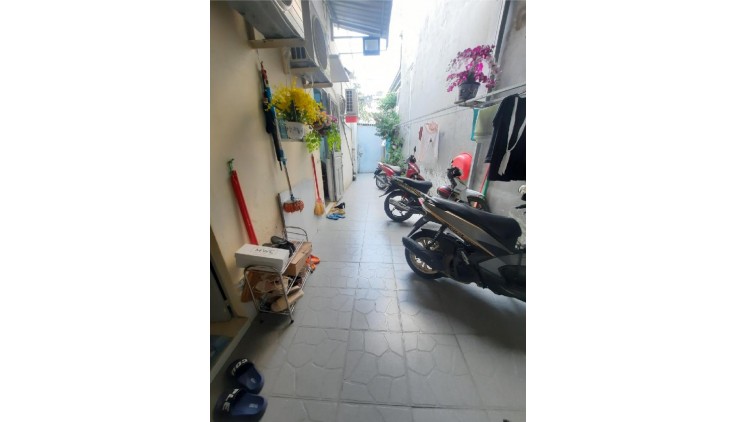 Bán nhà mặt phố Linh Trung, Thủ Đức, 121m², 9 tỷ, 12PN, 12WC