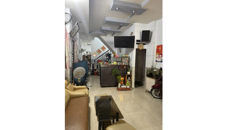SIÊU MẶT TIỀN NỞ HẬU THỦ ĐỨC. VỊ TRÍ KO THỂ SO SÁNH - 768M2- NGANG 12M - GIÁ 87 TỶ. TL.
