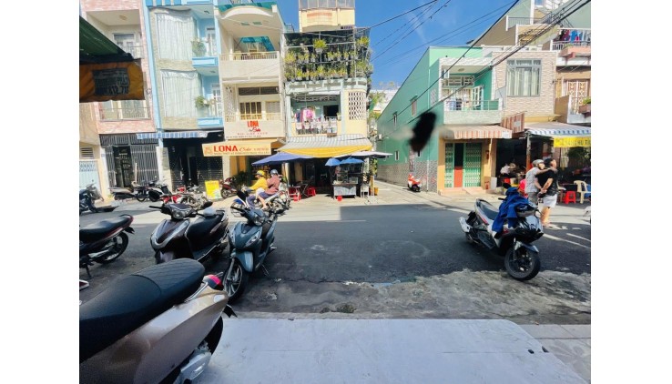 * Nhà Mặt Tiền Thái Phiên Q11- CN 50m Nở Hậu 7m ,2Tầng, TT. 12Tr/Th Nhỉnh 9Tỷ