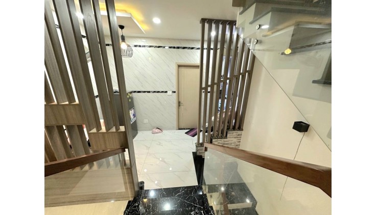 NHÀ MỚI ĐẸP ( NHƯ HÌNH )- 4PN- HXH KHU NỘI BỘ DÂN TRÍ - GẦN CHỢ HIỆP BÌNH, THỦ ĐỨC - 6.x TỶ