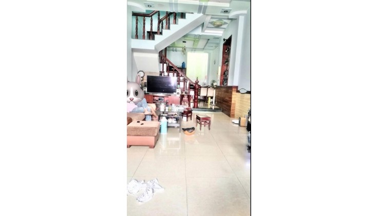 Bán nhà hxh 66m2-3tang sát mt Huỳnh Thị Hai Q12 , liền kề chợ Ngã 3 Bầu , 4 Tỷ Nhỉnh 0932030061