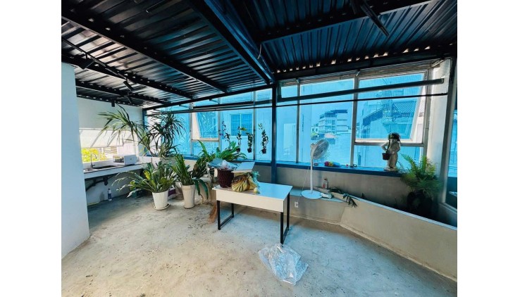 **Vip Quận1- Mặt Tiền Trần Hưng Đạo, Vị Trí Đắc Địa 69m-5Tầng 5PN Full Nội Thất 27.5Tỷ**