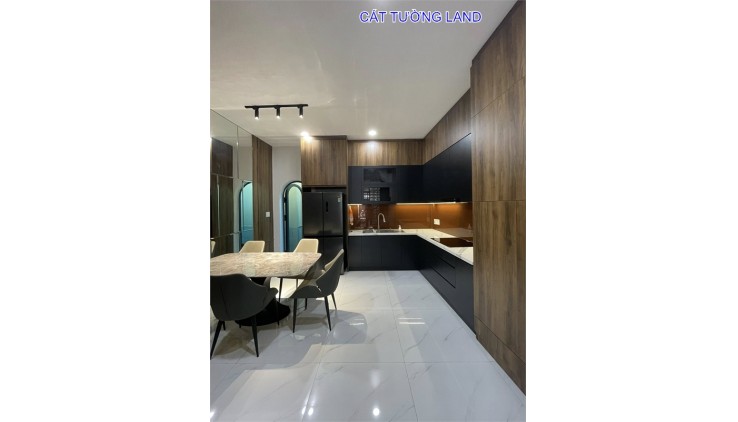 Nhà mới 5 Tầng, (4.5x16m). Đ. Hoàng Văn Thụ, Phường 4, trước Lăng Cha Cả.