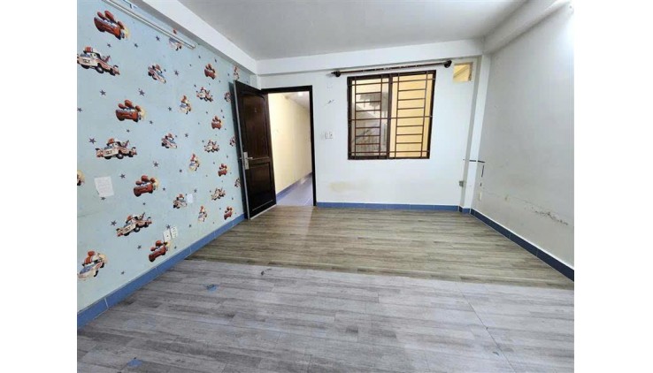 KHU VIP BÀN CỜ - VỈA HÈ ĐƯỜNG 8M - 5 TẦNG BTCT - 8PHÒNG CỰC RỘNG.