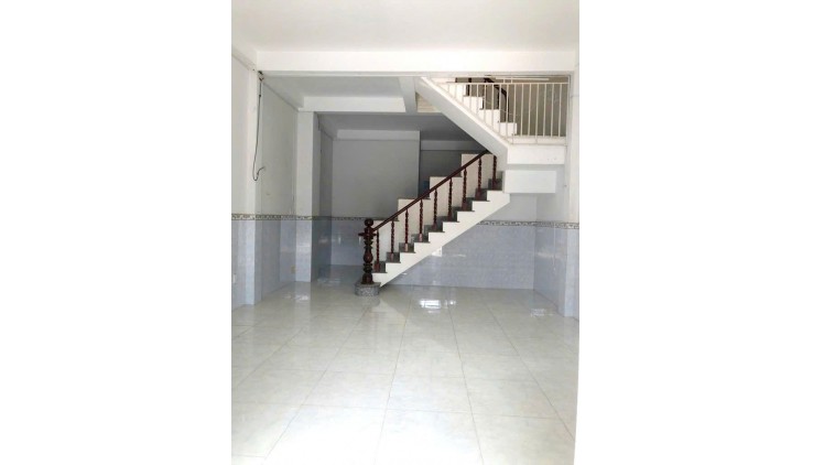 Bán nhà Thạnh Xuân HXH 8m cực rộng, 2 tầng, 5x21m, nhỉnh 5Tỷ về ở ngon