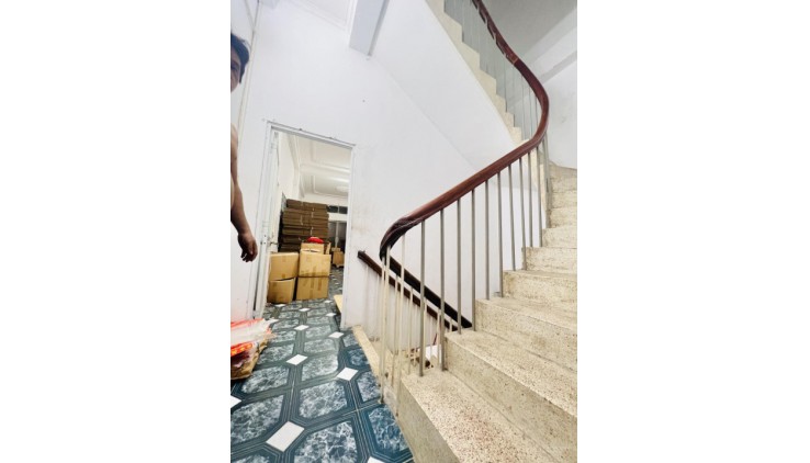 BÁN NHÀ 6.8 TỶ - NGÕ LŨY BÁN BÍCH, TÂN PHÚ, 3 TẦNG, 4 PN, SỔ HỒNG CHÍNH CHỦ