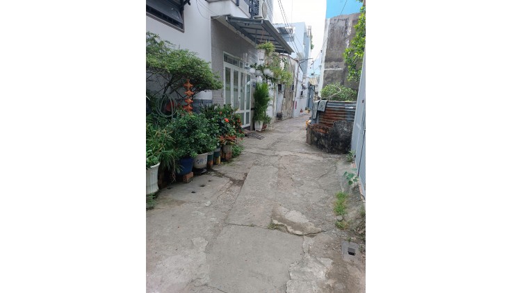 Bán nhà hẻm 33/36/13 Lê Trọng TấnTân Phú, Sổ Hồng, Chỉ hơn 3 tỷ