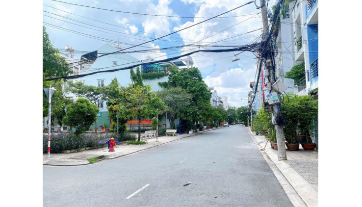 Nhà HXT thông Nguyễn Cửu Đàm P.TSNhì 4x16m2, đúc 3T giá chỉ 6 tỷ nhỉnh
