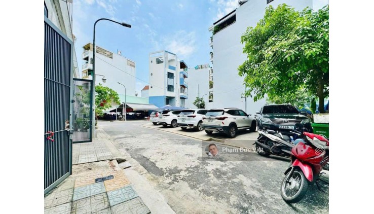 Chính chủ bán nhà căn góc HXH Hoàng Hoa Thám Binh Thạnh 6x8 3 lầu 8,3 tỷ TL