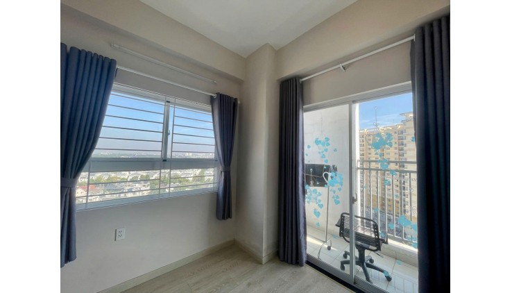 Bán căn hộ 3PN, 3WC tại Blue Sky Tower, 3,7 tỷ, 115m2, Quận 2, HCM giá ưu đãi