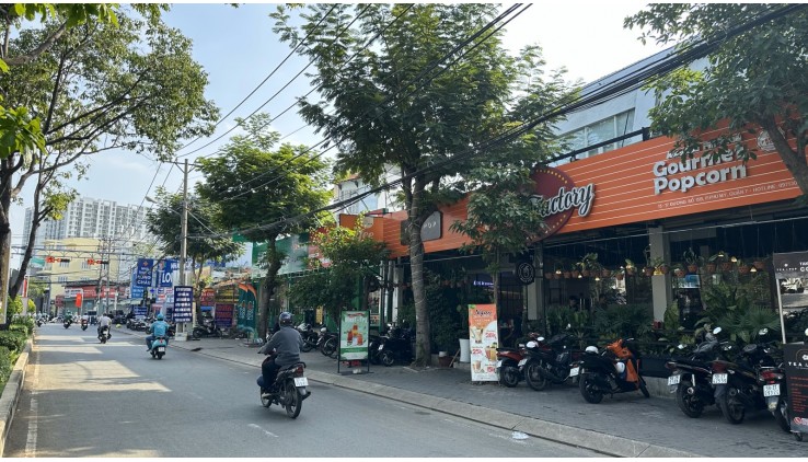 HIẾM NHÀ BÁN 