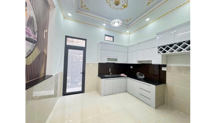 Siêu phẩm NHÀ 3 LẦU Sang - Xịn - Mịn thiết kế hiện đại, cách đường Lò Lu chỉ 50m