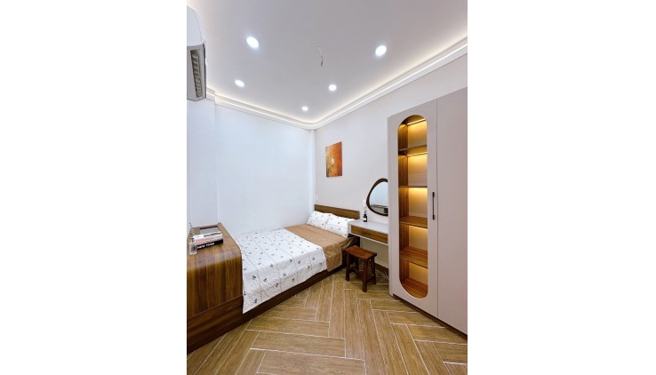 Nhà Hẻm Xe Tải Thích Quảng Đức quận Phú Nhuận Phường 5.