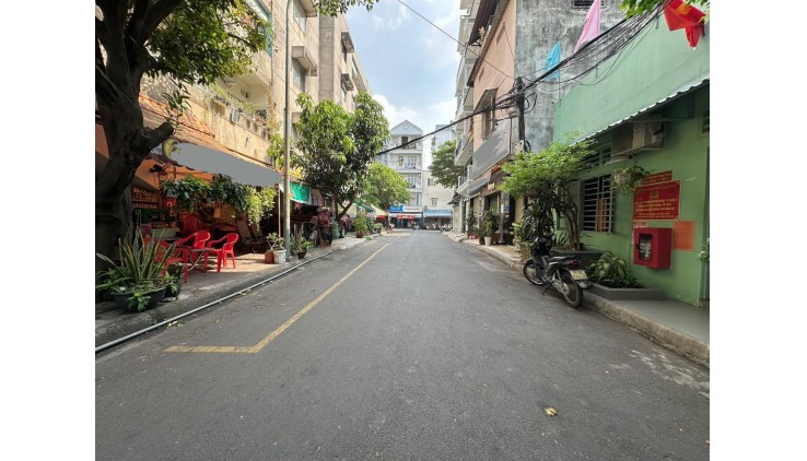 Nhà Hẻm Ôtô Đường Trần Quang Diệu Quận 3 Phường 13.