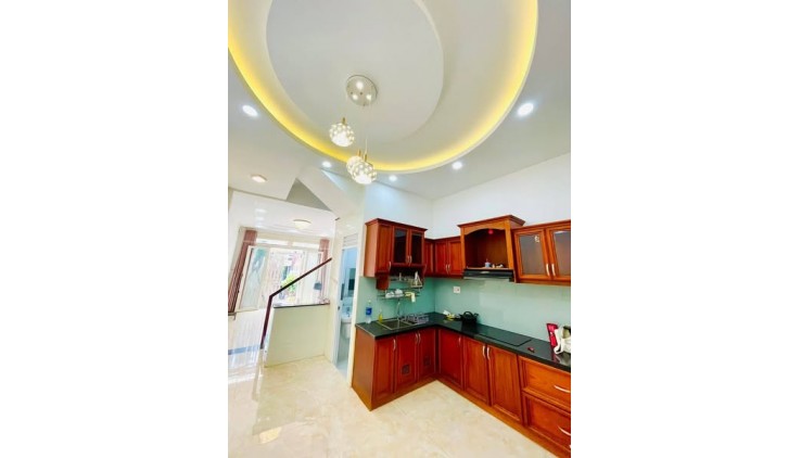 Nhà Đường Nguyễn Biểu Phường 1 Quận 5.