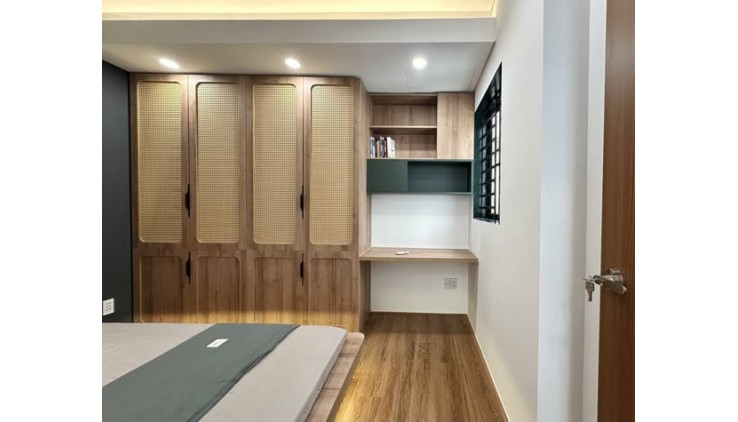 Nhà Siêu Phẩm Đường Hòang Hoa Thám Quận Bình Thạnh Phường 6.