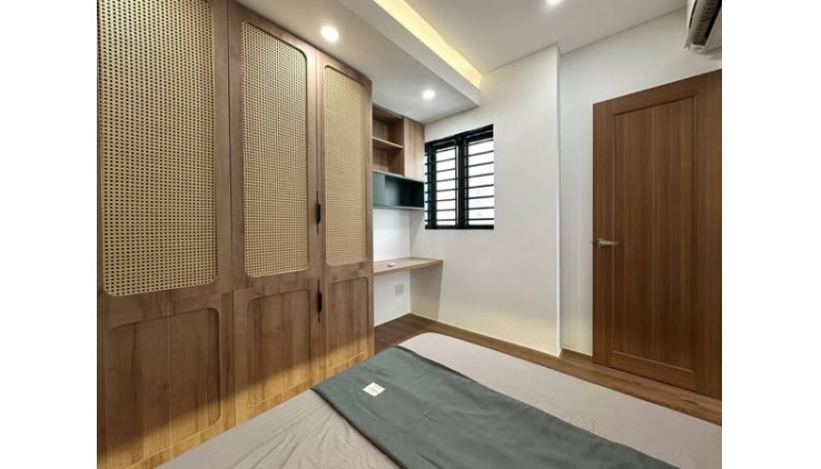 Nhà Siêu Phẩm Đường Hòang Hoa Thám Quận Bình Thạnh Phường 6.