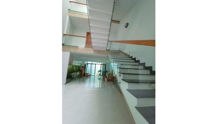 Bán nhà NGUYỄN THỊ THẬP 145m², 4 tầng, 4PN, 15.7 tỷ, Q.7,