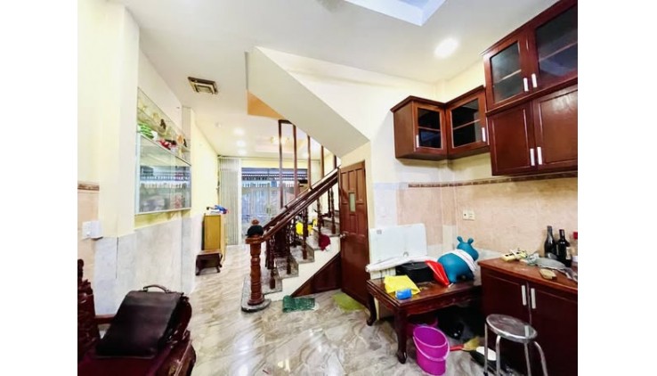 Nhà Hẻm Ôtô Tránh Đường Thành Thái Quận 10 Phường 14.