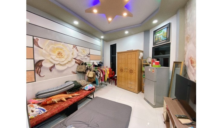 CHDV 12 PHÒNG P7 BÌNH THẠNH - GIÁP PHAN ĐĂNG LƯU, HOÀNG HOA THÁM - 95M2 (4.5/5.2x21) ĐẸP - 4 TẦNG BTCT - HẺM Ô TÔ 7 CHỖ - 11.x TỶ