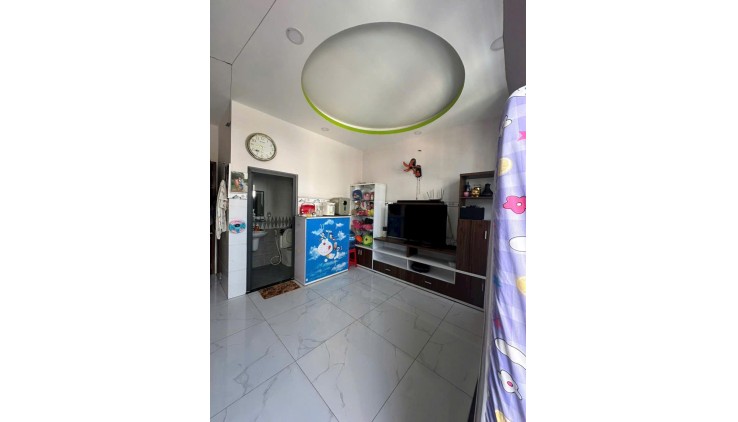 ***Lạc Long Quân Quận11-Nhà HXH, Ôtô Vào Nhà-6Tầng,Ngang Đỉnh 6.85m 8 PN, XÍU 14TỶ