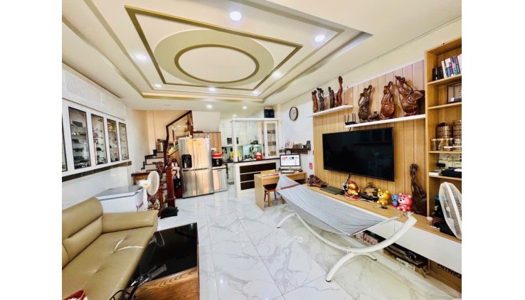 4,5 x16m, BÁN NHÀ 3 TẦNG 72m2, HẺM 12m, LÊ VĂN KHƯƠNG, Q.12, NHỈNH 6 TỶ
