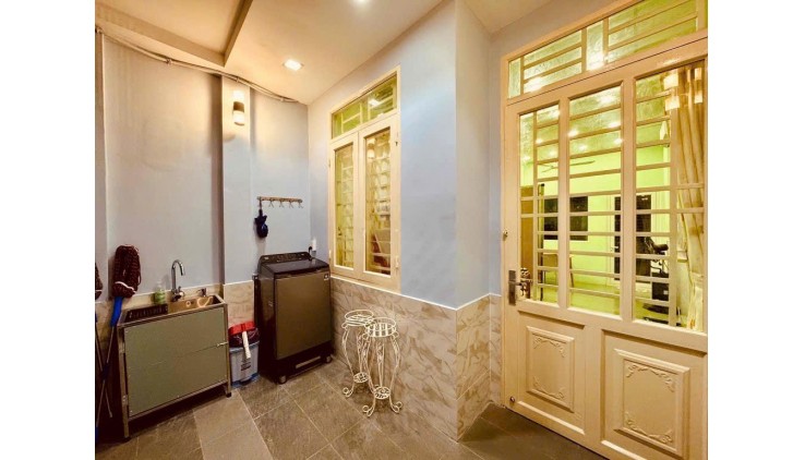 BÁN NHÀ HẺM 443/ LÊ VĂN SỸ, PHƯỜNG 12, QUẬN 3 (115tr/m2)
