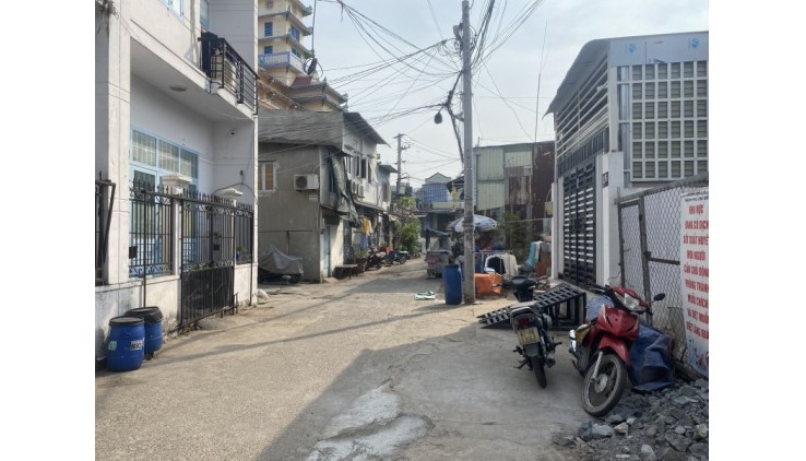 Bán nhà 1 Trệt 1 Lầu TP Thủ Đức,giáp Phạm Văn Đồng, diện tích lớn giá bé xíu xìu xiu